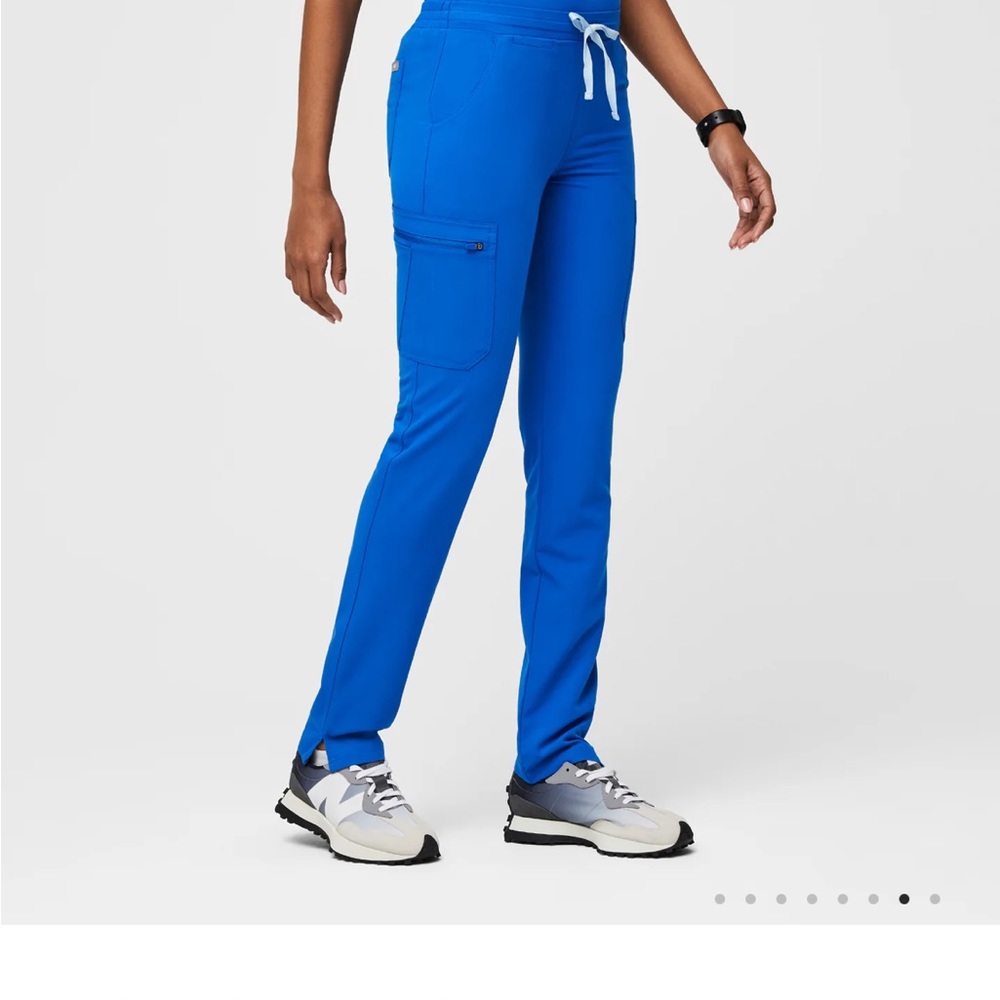 Fig’s skinny scrub pant royal blue medium TALL. Excellent condition. SEE NOTES!!
